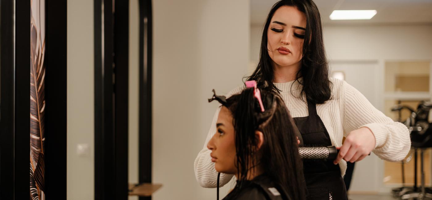 Hairstylist dame
